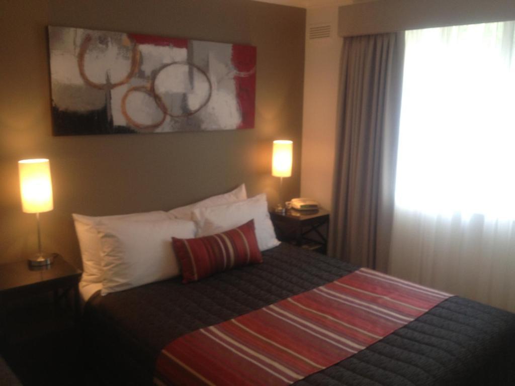 Redwood Manor Motel Apartments Warrnambool Pokoj fotografie